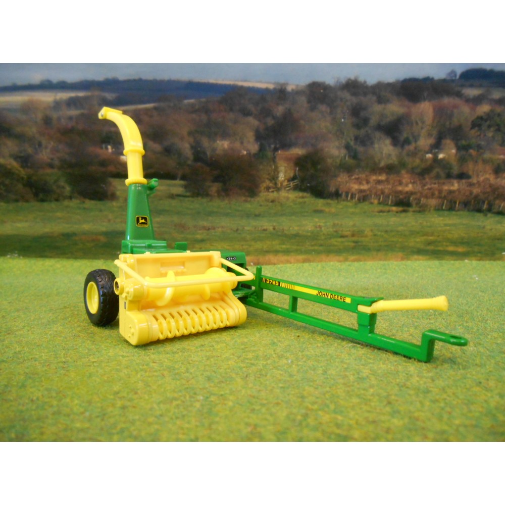 Britains Heritage 132 John Deere 3765 Trailed Forage Harvester One32 Farm Toys And Models 0475
