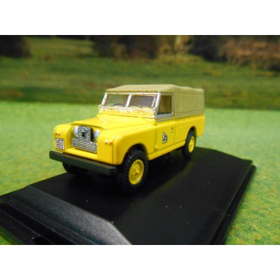 OXFORD 1:76 JCB SERIES 2 LWB LANDROVER PICK UP CANVAS TILT