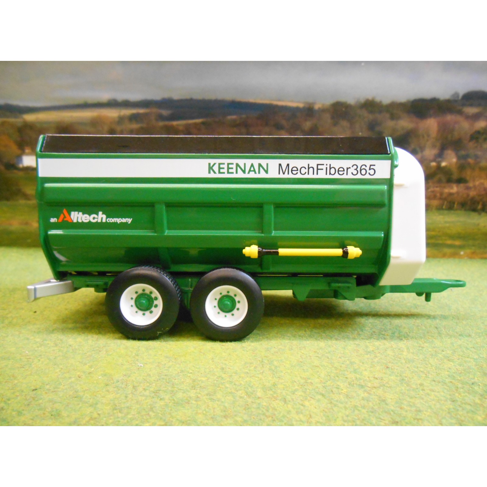 Keenan Trailer Mechfiber 365 Carro Miscelatore Green White BRITAINS 1:32 LC43197