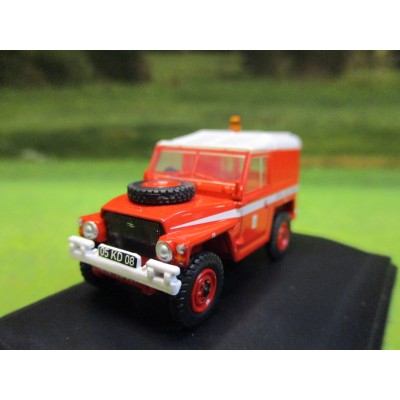 OXFORD 1:76 LANDROVER 1/2 TON LIGHTWEIGHT RAF RED ARROWS