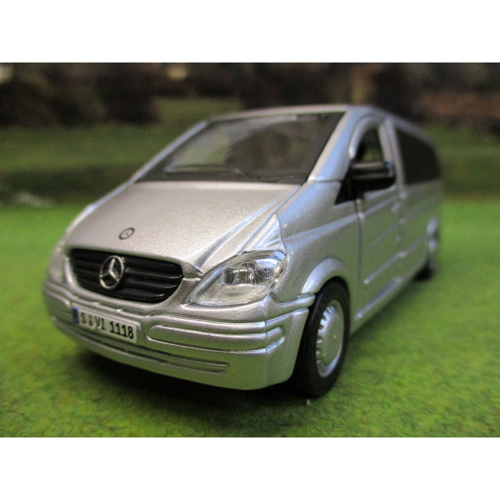 mercedes vito toy