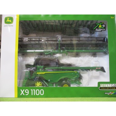 BRITAINS ERTL PRESTIGE 1:32 JOHN DEERE S780 COMBINE HARVESTER ON TRACKS