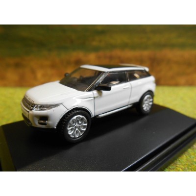 OXFORD 1:76 LANDROVER GOLD DISCOVERY 4 & NOTTNGHAMSHIRE FIRE