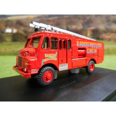 OXFORD 1:76 BEDFORD GREEN GODDESS FIRE ENGINE ROBERT BROTHERS CIRCUS