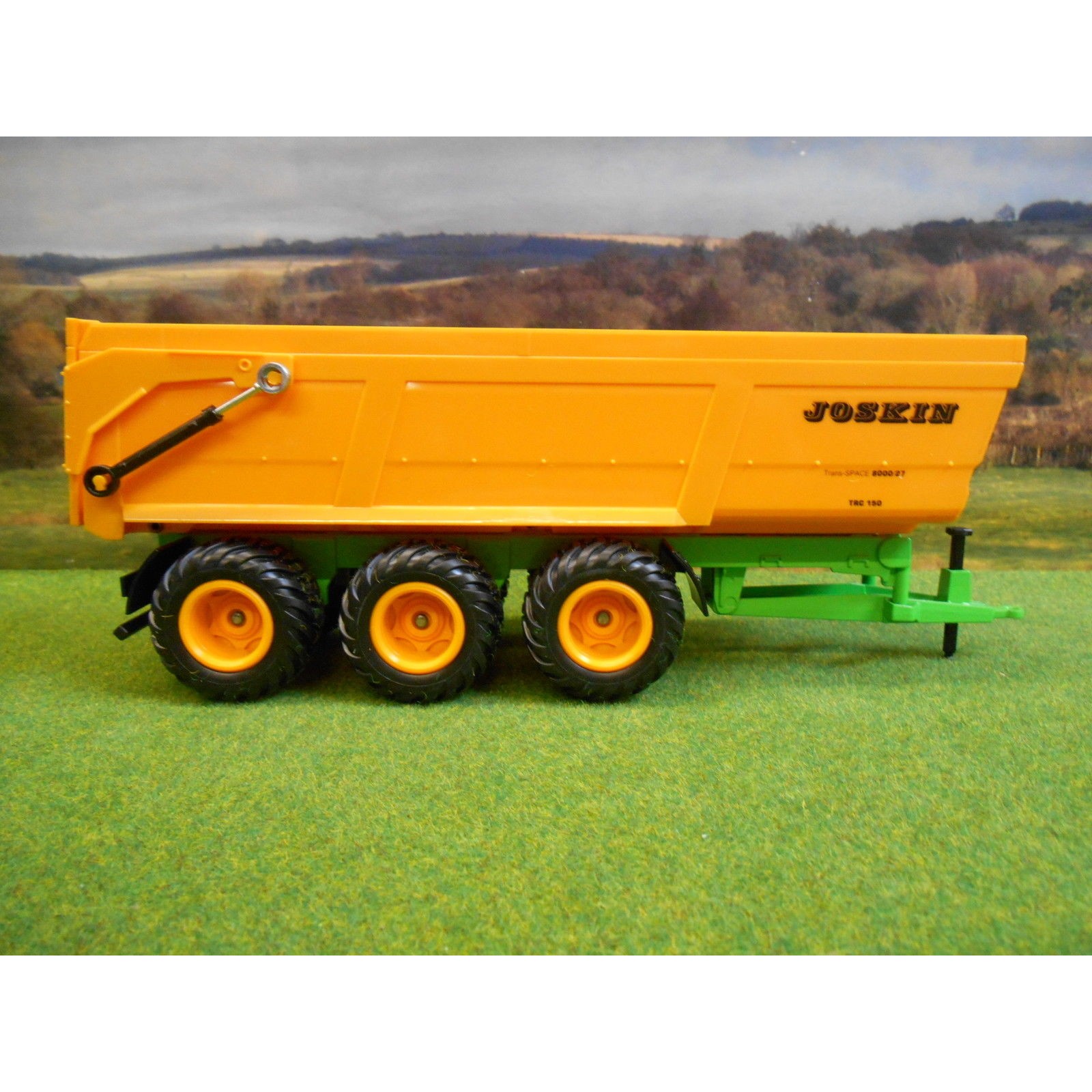 SIKU 1:32 JOSKIN 3 AXLE TRANS SPACE 8000 GRAIN TIPPER TRAILER