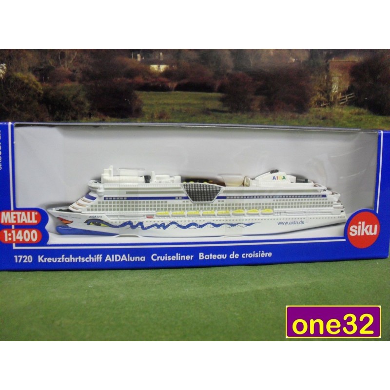 Siku Super 1720 1:1400 AIDALuna Cruise Ship Model 