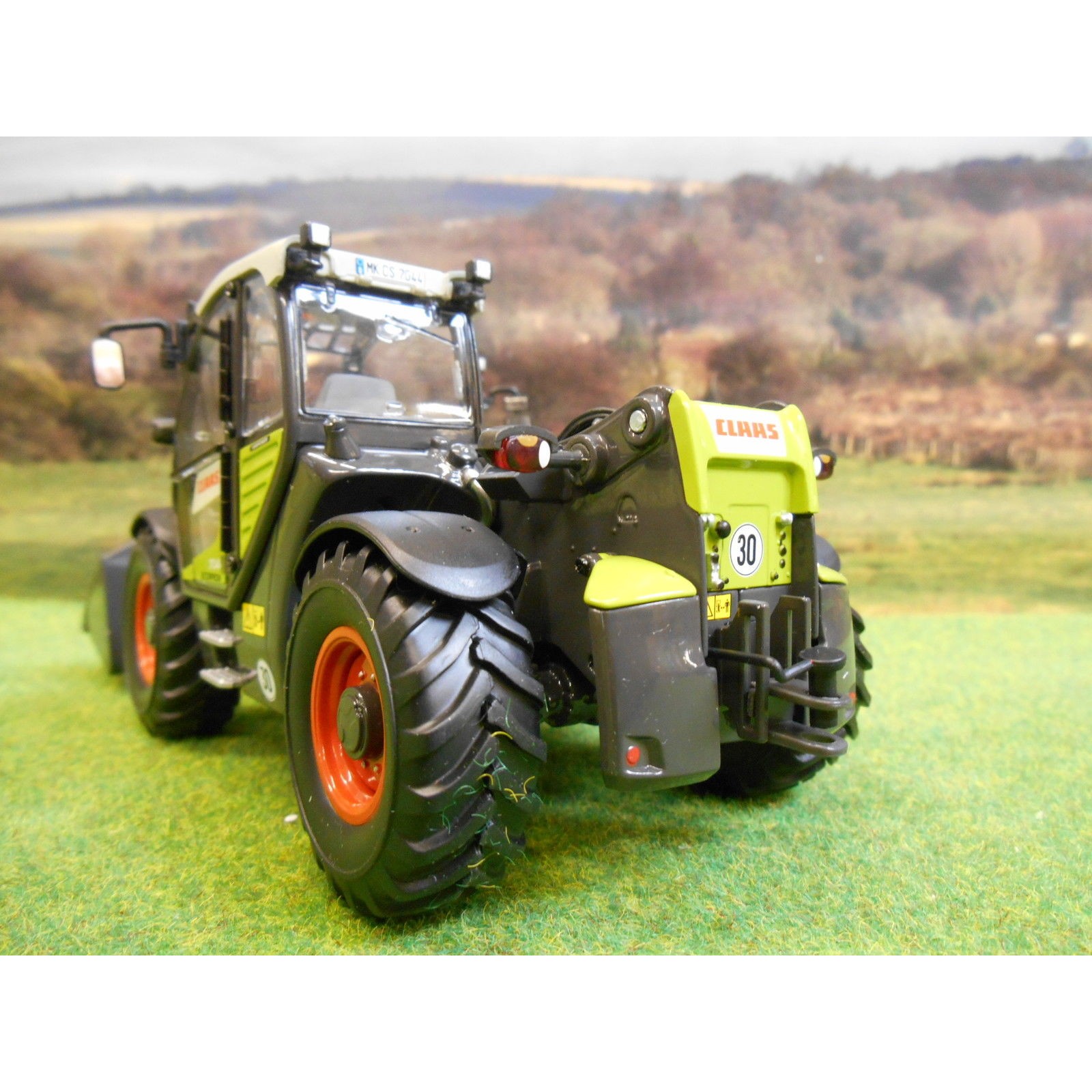 WIKING 1:32 CLAAS SCORPION 7044 TELEHANDLER