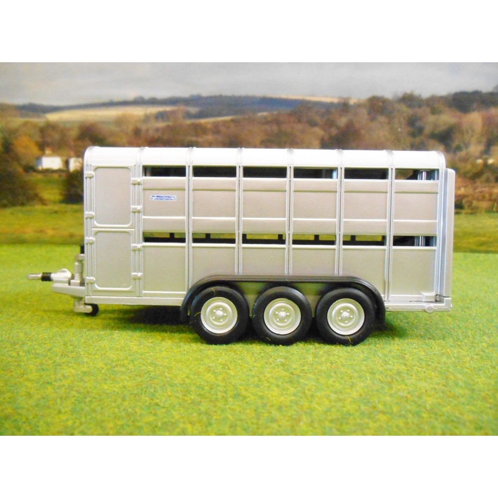 BRITAINS 132 IFOR WILLIAMS TA510T TRIAXLE LIVESTOCK TRAILER One32