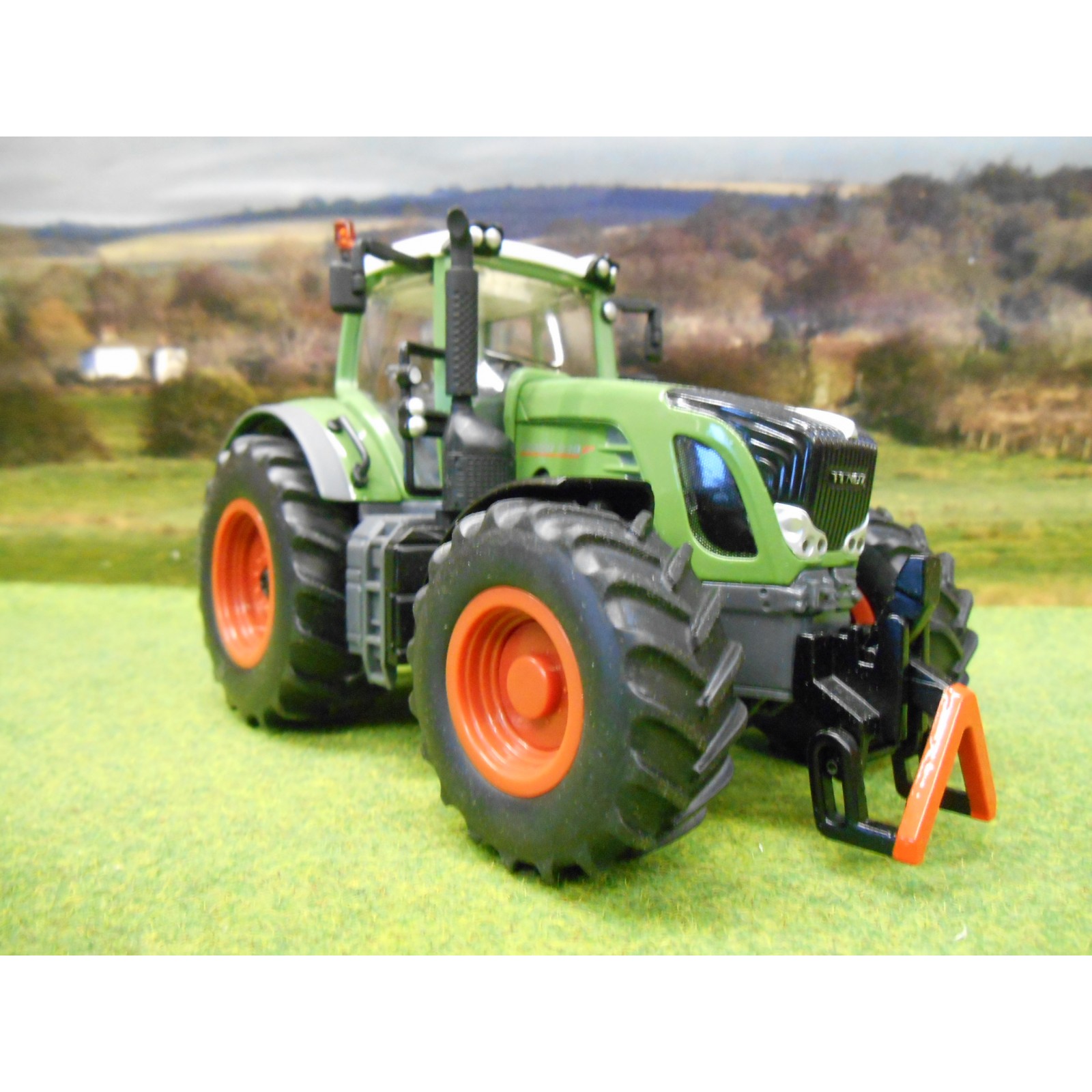 SIKU CONTROL 1:32 FENDT 939 WITH REMOTE CONTROL